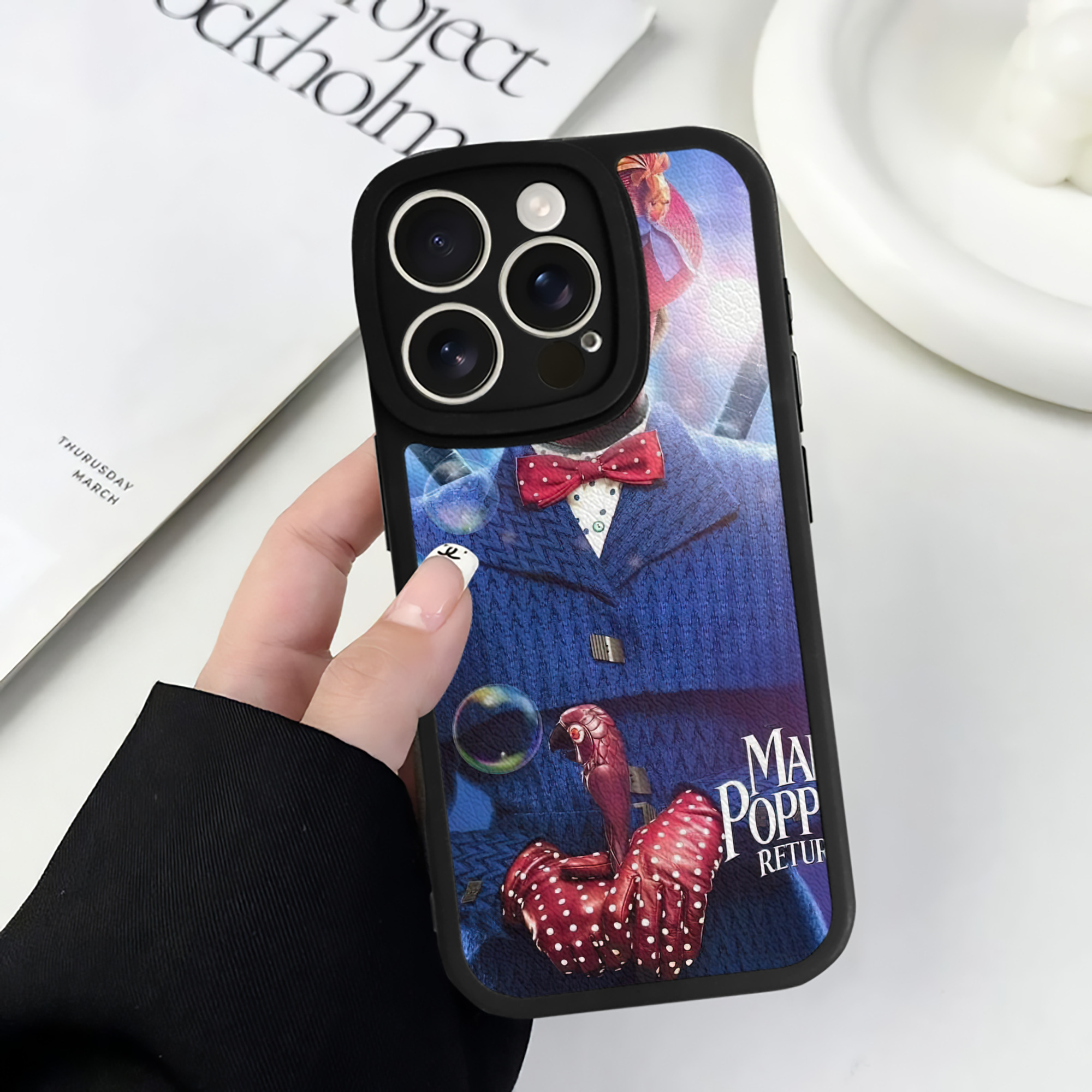 （画像用） Deadpool デッドプール 【iPhone 16シリーズ対応】シリコンスマホケース（レザー調） 材質：シリコン